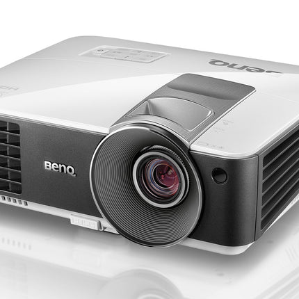 BenQ MX703 Smart Projector