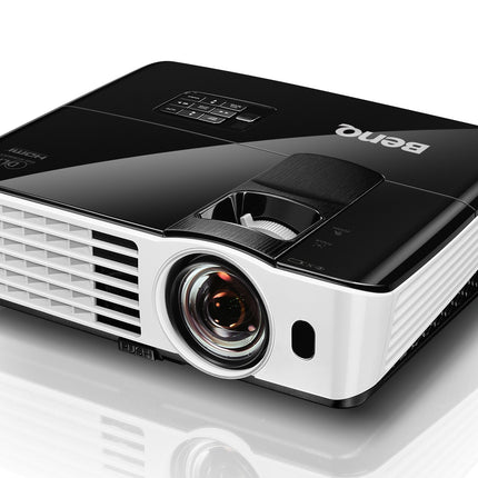 BenQ TH682ST Full HD Short-throw Business Projector